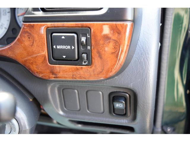 ミラジーノ ミニライトスペシャルターボ　５速ＭＴ・インタークーラーターボ・ターボタイマー付エンジンスターター・社外ブーストメーター・純正ミニライト１４インチＡＷ・ウッドコンビハンドル・シートカバー・リア修復有り（41枚目）