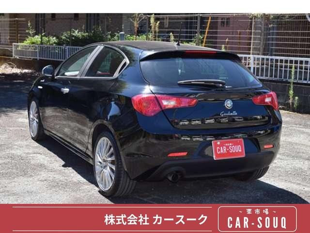 ジュリエッタ スポルティーバ ディーラー車・赤革パワーシート/シートヒーター・社外ナビ地デジ/BT接続可・ETC・パドルシフト・オートライト・デュアルオートAC・純正18インチAW・ディスチャージライト・フォグ(9枚目)