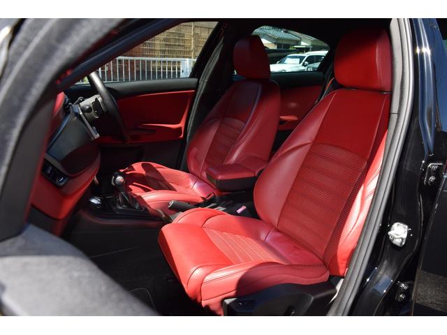 ジュリエッタ スポルティーバ ディーラー車・赤革パワーシート/シートヒーター・社外ナビ地デジ/BT接続可・ETC・パドルシフト・オートライト・デュアルオートAC・純正18インチAW・ディスチャージライト・フォグ(22枚目)