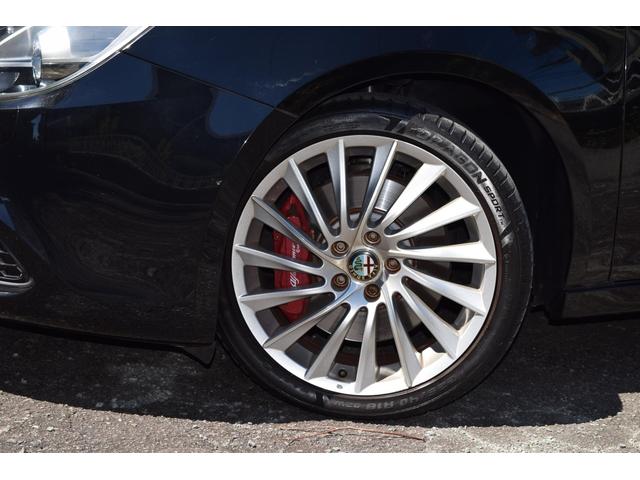 ジュリエッタ スポルティーバ ディーラー車・赤革パワーシート/シートヒーター・社外ナビ地デジ/BT接続可・ETC・パドルシフト・オートライト・デュアルオートAC・純正18インチAW・ディスチャージライト・フォグ(35枚目)