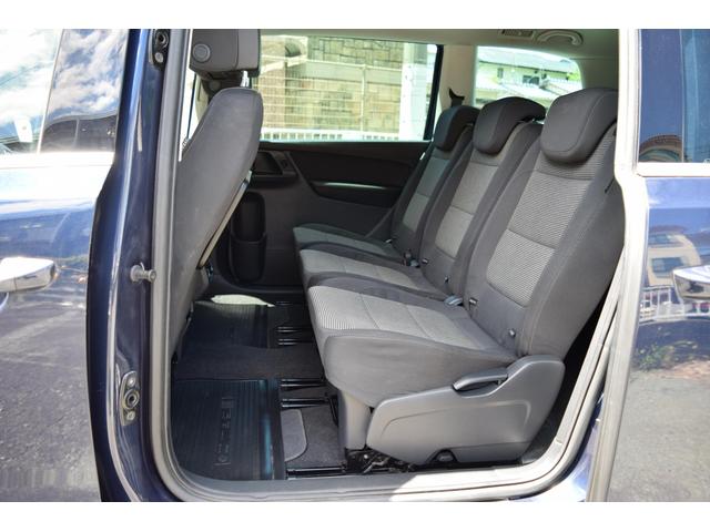 シャラン ＴＳＩ　ハイラインブルーモーションテクノロジー　社外ナビ地デジ／ＢＴ／ＤＶＤ／バックモニター・両側電動スライドドア・障害物センサー・オートクルーズ・ＥＴＣ・ルーフレール・ＨＩＤライト・フォグ・純正１６インチＡＷ・オートライト・デュアルＡＡＣ（27枚目）