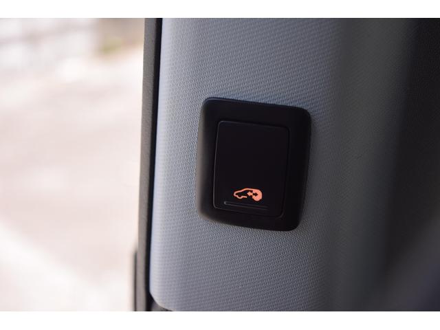 シャラン ＴＳＩ　ハイラインブルーモーションテクノロジー　社外ナビ地デジ／ＢＴ／ＤＶＤ／バックモニター・両側電動スライドドア・障害物センサー・オートクルーズ・ＥＴＣ・ルーフレール・ＨＩＤライト・フォグ・純正１６インチＡＷ・オートライト・デュアルＡＡＣ（32枚目）