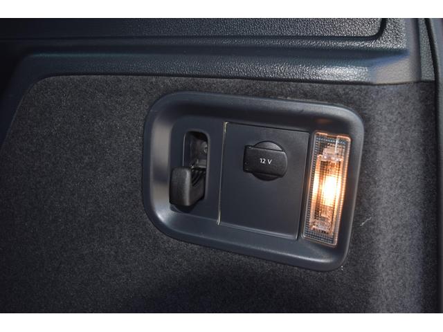 シャラン ＴＳＩ　ハイラインブルーモーションテクノロジー　社外ナビ地デジ／ＢＴ／ＤＶＤ／バックモニター・両側電動スライドドア・障害物センサー・オートクルーズ・ＥＴＣ・ルーフレール・ＨＩＤライト・フォグ・純正１６インチＡＷ・オートライト・デュアルＡＡＣ（33枚目）