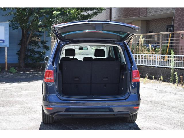 シャラン ＴＳＩ　ハイラインブルーモーションテクノロジー　社外ナビ地デジ／ＢＴ／ＤＶＤ／バックモニター・両側電動スライドドア・障害物センサー・オートクルーズ・ＥＴＣ・ルーフレール・ＨＩＤライト・フォグ・純正１６インチＡＷ・オートライト・デュアルＡＡＣ（43枚目）