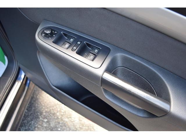 シャラン ＴＳＩ　ハイラインブルーモーションテクノロジー　社外ナビ地デジ／ＢＴ／ＤＶＤ／バックモニター・両側電動スライドドア・障害物センサー・オートクルーズ・ＥＴＣ・ルーフレール・ＨＩＤライト・フォグ・純正１６インチＡＷ・オートライト・デュアルＡＡＣ（56枚目）