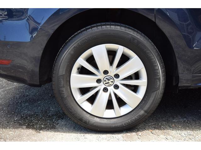 シャラン ＴＳＩ　ハイラインブルーモーションテクノロジー　社外ナビ地デジ／ＢＴ／ＤＶＤ／バックモニター・両側電動スライドドア・障害物センサー・オートクルーズ・ＥＴＣ・ルーフレール・ＨＩＤライト・フォグ・純正１６インチＡＷ・オートライト・デュアルＡＡＣ（62枚目）