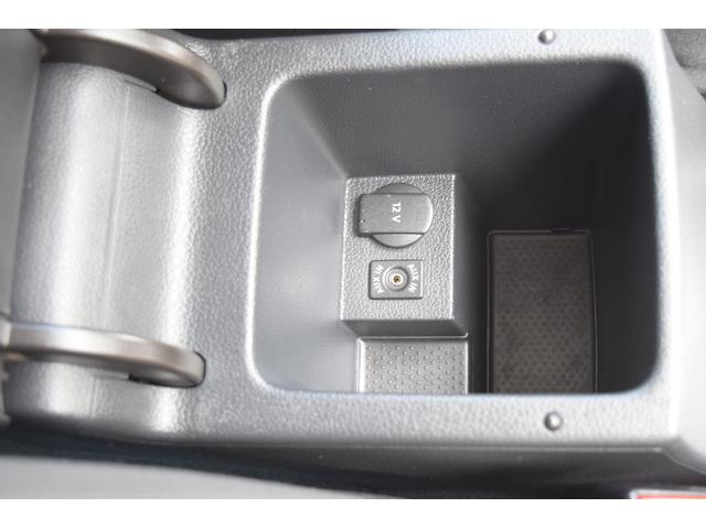 シャラン ＴＳＩ　ハイラインブルーモーションテクノロジー　社外ナビ地デジ／ＢＴ／ＤＶＤ／バックモニター・両側電動スライドドア・障害物センサー・オートクルーズ・ＥＴＣ・ルーフレール・ＨＩＤライト・フォグ・純正１６インチＡＷ・オートライト・デュアルＡＡＣ（66枚目）