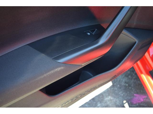 ポロ TSIハイライン 純正ナビ/バックモニター/パーキングアシスト・クルコン・パドルシフト・プッシュスタート・ETC・デュアルオートAC・革巻ステアリング・純正16AW・ウインカーミラー(24枚目)