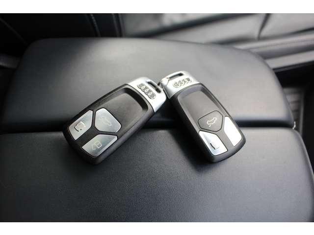 Q7 2.0TFSIクワトロ Sラインパッケージ 4WD 7人乗 リアモニター マトリクスヘッドライト 黒革Sラインパワーシート ガラススライディングルーフ パワーゲート 全周囲カメラ 全席シートヒーター ドラレコ ETC スマートキー2個 保証付(55枚目)