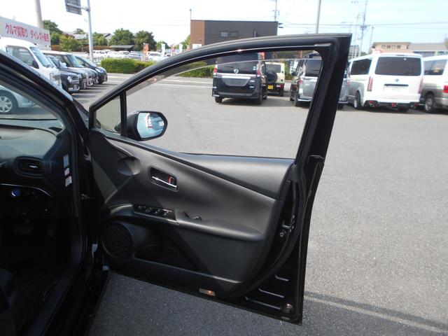 プリウス Ｓセーフティプラス　禁煙車　ワンオナ　バックカメラ　ＥＴＣ　社外ナビ　フルセグＴＶ　ＢＴ　Ｆランプ　オートライト　オートマチックハイビーム　オートクルーズコントロール　オートワイパー　レーンキープアシスト　障害物センサー（32枚目）