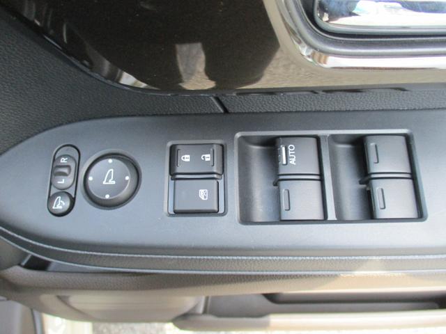 Ｎ－ＢＯＸ Ｌ　禁煙車　純正ナビ　フルセグ　Ｂカメラ　両側電動スライド　ＢＴ　ドラレコ前後　シートヒーター　衝突軽減Ｂ　車線逸脱警報　ＥＴＣ（44枚目）