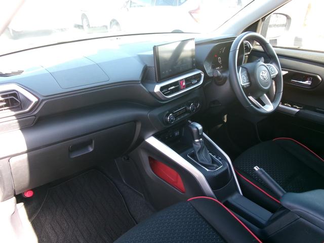 ライズ Ｚ　１オナ　禁煙車　ディスプレイオーディオ　全方位カメラ　ＢＴ　ＡｐｐｌｅＣａｒＰｌａｙ　ＡＣＣ　ＡＡＣ　Ｐセンサー　オートライト　ＬＥＤ　ドラレコ前後　シートヒーター　衝突被害軽減　ＥＴＣ　純正１７ＡＷ（6枚目）