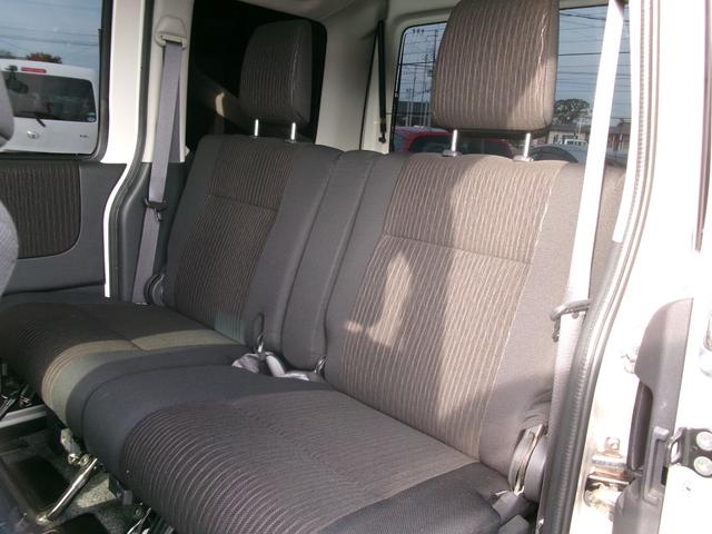 アトレーワゴン カスタムターボＲＳリミテッド　ＳＡＩＩＩ　禁煙車　ワンオーナー　社外オーディオ　ＬＥＤヘッドライト　フォグランプ　オートライト　オートハイビーム　クリアランスソナー　ＡＡＣ　ＥＴＣ　デジタルインナーミラー　１４インチ社外アルミ　リフトアップ（30枚目）