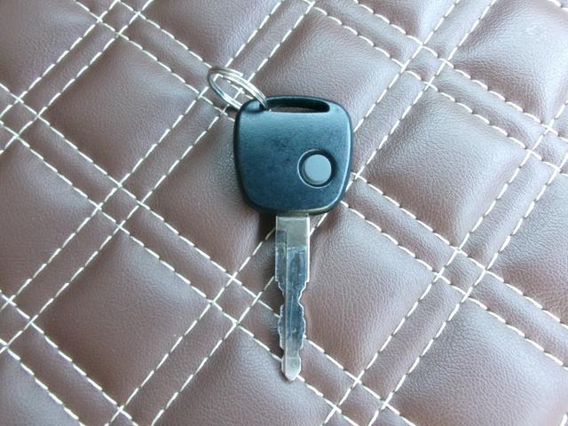 エブリイ ジョインターボ　社外ナビ　ＢＴ　フルセグ　Ｂカメラ　オートライト　ＡＣ　ＥＴＣ　クリアランスソナー　電格ミラー　衝突軽減ブレーキ　横滑り防止　車線逸脱防止装置　バンパーガード　リフトアップ　１４インチ社外アルミ（24枚目）