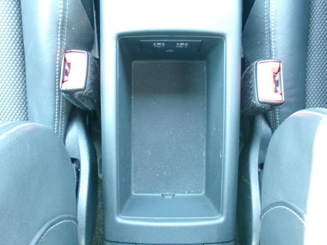 Ａ３セダン ２．０ＴＦＳＩクワトロ　スポーツ　Ｓラインパッケージ　禁煙車　純正ナビ　ＢＣ　ＢＴ　Ｐセンサー　フルセグ　パドルシフト　オートライト　ＬＥＤ　ＦＲフォグ　ドラレコ　ＥＴＣ　スマートキー　スペアキー　電動シート　シートヒーター　ＡＡＣ　ＡＢＨ　純正１８ＡＷ（19枚目）