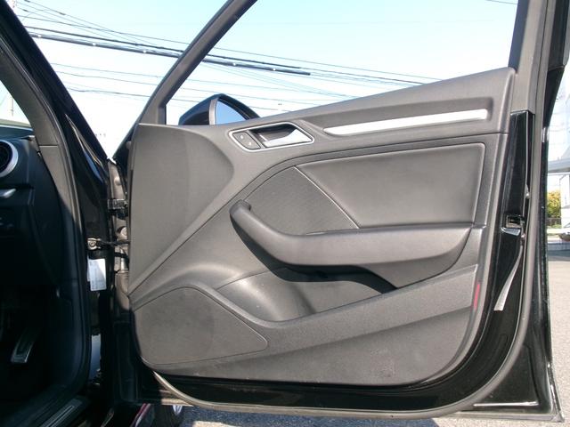 Ａ３セダン ２．０ＴＦＳＩクワトロ　スポーツ　Ｓラインパッケージ　禁煙車　純正ナビ　ＢＣ　ＢＴ　Ｐセンサー　フルセグ　パドルシフト　オートライト　ＬＥＤ　ＦＲフォグ　ドラレコ　ＥＴＣ　スマートキー　スペアキー　電動シート　シートヒーター　ＡＡＣ　ＡＢＨ　純正１８ＡＷ（35枚目）