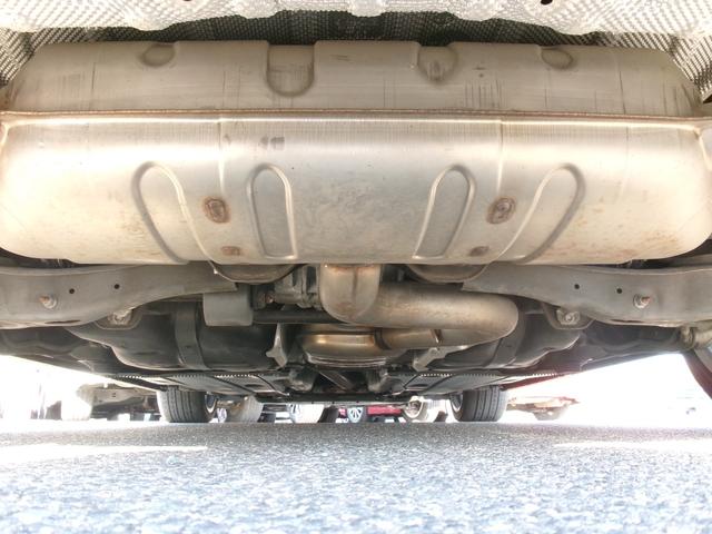 Ａ３セダン ２．０ＴＦＳＩクワトロ　スポーツ　Ｓラインパッケージ　禁煙車　純正ナビ　ＢＣ　ＢＴ　Ｐセンサー　フルセグ　パドルシフト　オートライト　ＬＥＤ　ＦＲフォグ　ドラレコ　ＥＴＣ　スマートキー　スペアキー　電動シート　シートヒーター　ＡＡＣ　ＡＢＨ　純正１８ＡＷ（42枚目）