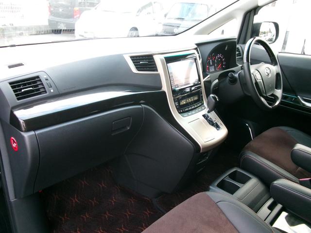 アルファード ２４０Ｓ　タイプゴールド　１オナ　禁煙車　社外メモリナビ　ＢＣ　ＢＴ　フルセグ　後席モニター　オートライト　ＨＩＤ　Ｆフォグ　ＡＡＣ　ＥＴＣ　スマートキー　　両側電動スライド　ローダウン　モデリスタエアロ　社外１９ＡＷ（6枚目）