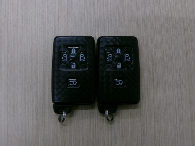 アルファード ２４０Ｓ　タイプゴールド　１オナ　禁煙車　社外メモリナビ　ＢＣ　ＢＴ　フルセグ　後席モニター　オートライト　ＨＩＤ　Ｆフォグ　ＡＡＣ　ＥＴＣ　スマートキー　　両側電動スライド　ローダウン　モデリスタエアロ　社外１９ＡＷ（24枚目）