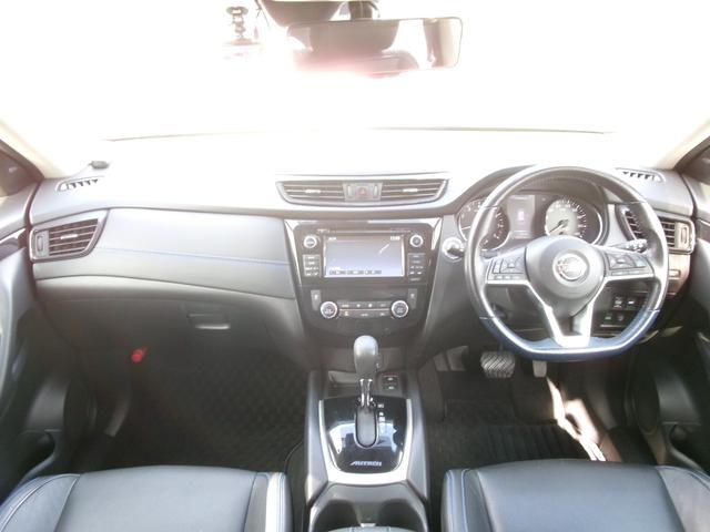 エクストレイル オーテック　ｉパッケージ　禁煙車　プロパイロット　ＬＥＤヘッドライト　フォグランプ　純正ナビ　フルセグ　ＢＴ　全方位カメラ　バックカメラ　ドラレコ前後　シートヒーター　パワーバックドア　ＢＳＭ　クリアランスソナー　サンルーフ（4枚目）