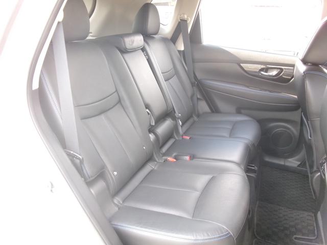 エクストレイル オーテック　ｉパッケージ　禁煙車　プロパイロット　ＬＥＤヘッドライト　フォグランプ　純正ナビ　フルセグ　ＢＴ　全方位カメラ　バックカメラ　ドラレコ前後　シートヒーター　パワーバックドア　ＢＳＭ　クリアランスソナー　サンルーフ（34枚目）