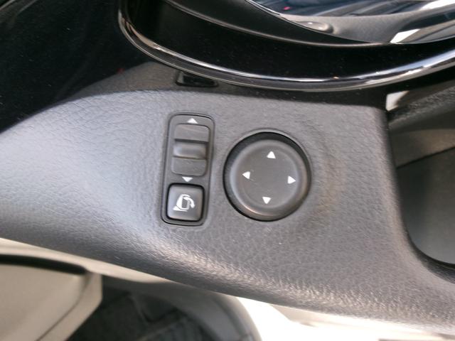 エクストレイル オーテック　ｉパッケージ　禁煙車　プロパイロット　ＬＥＤヘッドライト　フォグランプ　純正ナビ　フルセグ　ＢＴ　全方位カメラ　バックカメラ　ドラレコ前後　シートヒーター　パワーバックドア　ＢＳＭ　クリアランスソナー　サンルーフ（42枚目）