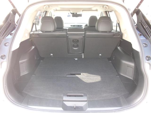 エクストレイル オーテック　ｉパッケージ　禁煙車　プロパイロット　ＬＥＤヘッドライト　フォグランプ　純正ナビ　フルセグ　ＢＴ　全方位カメラ　バックカメラ　ドラレコ前後　シートヒーター　パワーバックドア　ＢＳＭ　クリアランスソナー　サンルーフ（44枚目）