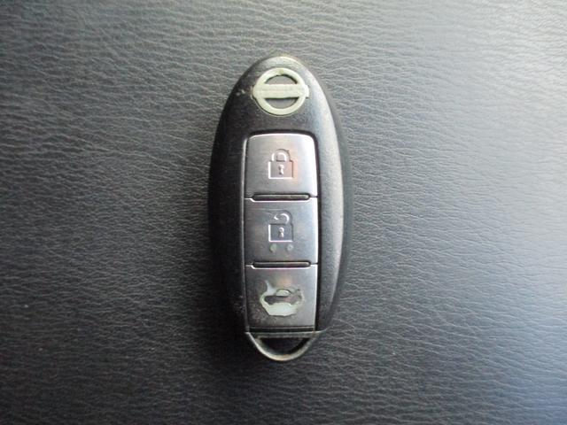 フーガハイブリッド ベースグレード　ワンオーナー　禁煙車　純正ＨＤＤナビ　フルセグ　バックカメラ　サイドカメラ　アダプティブクルーズコントロール　衝突軽減ブレーキ　ＨＩＤ　パワーシート　シートポジション　フォグランプ　純正ＡＷ１８インチ（34枚目）