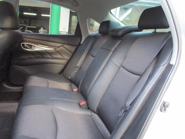 フーガハイブリッド ベースグレード　ワンオーナー　禁煙車　純正ＨＤＤナビ　フルセグ　バックカメラ　サイドカメラ　アダプティブクルーズコントロール　衝突軽減ブレーキ　ＨＩＤ　パワーシート　シートポジション　フォグランプ　純正ＡＷ１８インチ（39枚目）