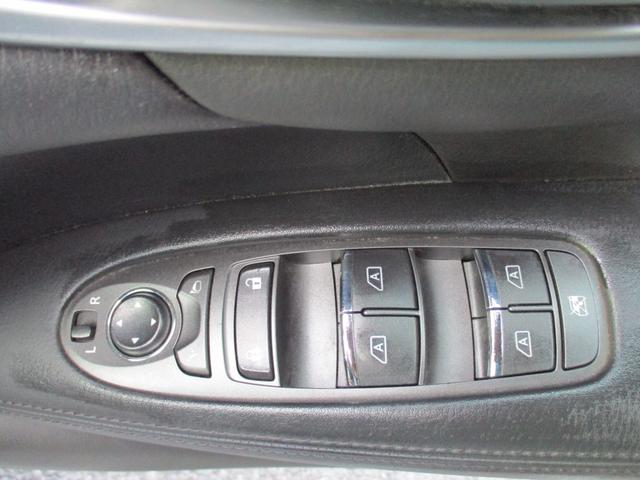 フーガハイブリッド ベースグレード　ワンオーナー　禁煙車　純正ＨＤＤナビ　フルセグ　バックカメラ　サイドカメラ　アダプティブクルーズコントロール　衝突軽減ブレーキ　ＨＩＤ　パワーシート　シートポジション　フォグランプ　純正ＡＷ１８インチ（42枚目）