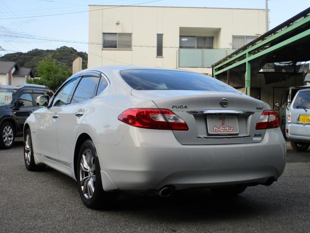 フーガハイブリッド ベースグレード　ワンオーナー　禁煙車　純正ＨＤＤナビ　フルセグ　バックカメラ　サイドカメラ　アダプティブクルーズコントロール　衝突軽減ブレーキ　ＨＩＤ　パワーシート　シートポジション　フォグランプ　純正ＡＷ１８インチ（62枚目）