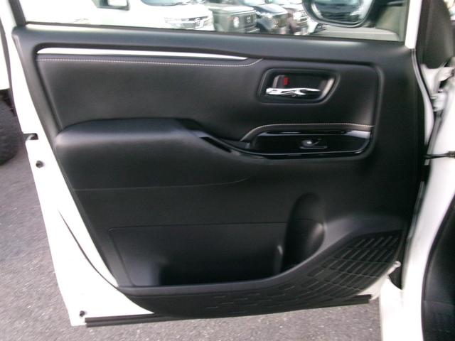 エスクァイア Ｇｉ　ワンオーナー　禁煙車　アルパインメモリーナビ９インチ　アルパインフリップダウンモニター　バックカメラ　フルセグ　クルーズコントロール　両側電動スライドドア　衝突軽減ブレーキ　ＥＴＣ　純正ＡＷ１５インチ（47枚目）