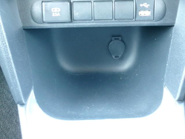 ヤリスクロス ハイブリッドＧ　モデリスタＦ・Ｒエアロ　ドアモール・フェンダーアーチモールブラック塗装　ディスプレイオーディオ　フルセグＴＶ　クリアランスソナー　ＢＳＭ　全方位カメラ　パワーバックドア　ＥＴＣ２．０　ドラレコ前後（16枚目）