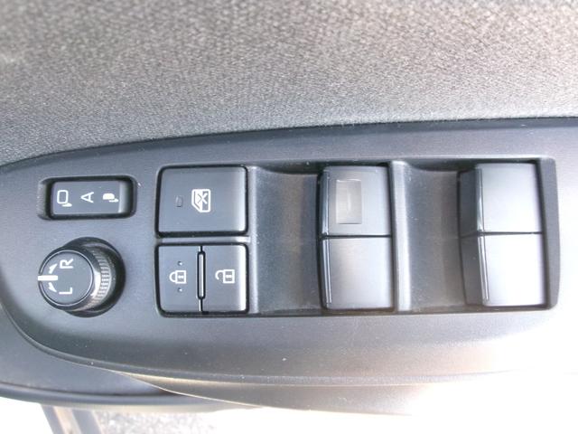 ヤリスクロス ハイブリッドＧ　モデリスタＦ・Ｒエアロ　ドアモール・フェンダーアーチモールブラック塗装　ディスプレイオーディオ　フルセグＴＶ　クリアランスソナー　ＢＳＭ　全方位カメラ　パワーバックドア　ＥＴＣ２．０　ドラレコ前後（40枚目）