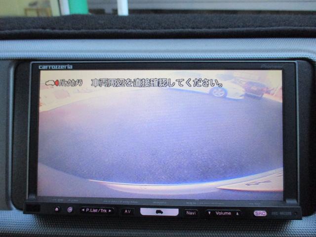 ハイエースワゴン ＧＬ　禁煙車　社外ナビ　ワンセグ　バックカメラ　ＡＣ１００Ｖ　電動格納ミラー　社外アルミホイール　フロントフォグランプ（10枚目）