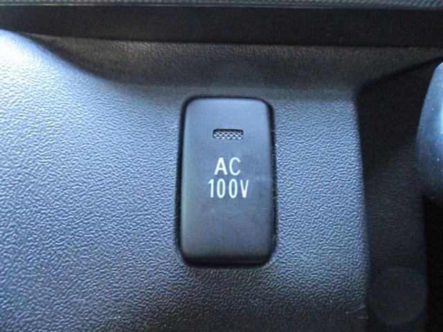 ハイエースワゴン ＧＬ　禁煙車　社外ナビ　ワンセグ　バックカメラ　ＡＣ１００Ｖ　電動格納ミラー　社外アルミホイール　フロントフォグランプ（24枚目）