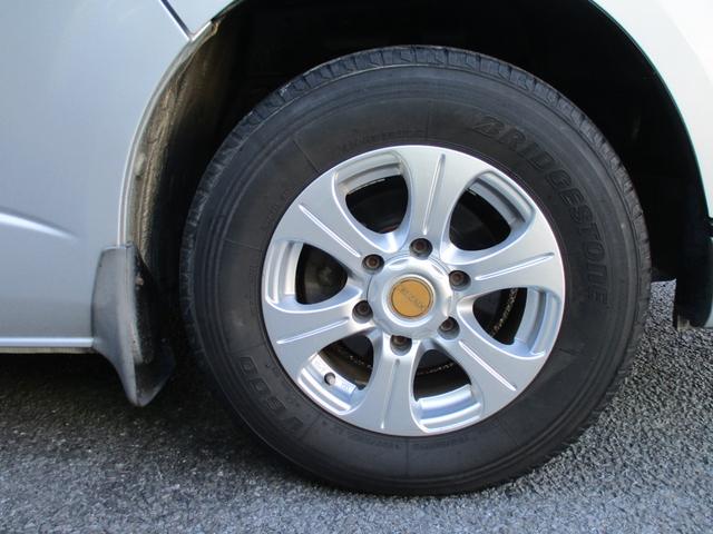 ハイエースワゴン ＧＬ　禁煙車　社外ナビ　ワンセグ　バックカメラ　ＡＣ１００Ｖ　電動格納ミラー　社外アルミホイール　フロントフォグランプ（54枚目）