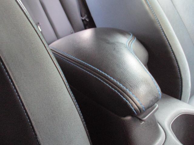 リーフ G ワンオーナー 禁煙車 BOSEサウンドシステム 純正ナビ 全方位カメラ Bカメラ BT フルセグ プロパイロット シートヒーター クリアランスソナー 衝突軽減ブレーキ ステアリングヒーター ETC(18枚目)