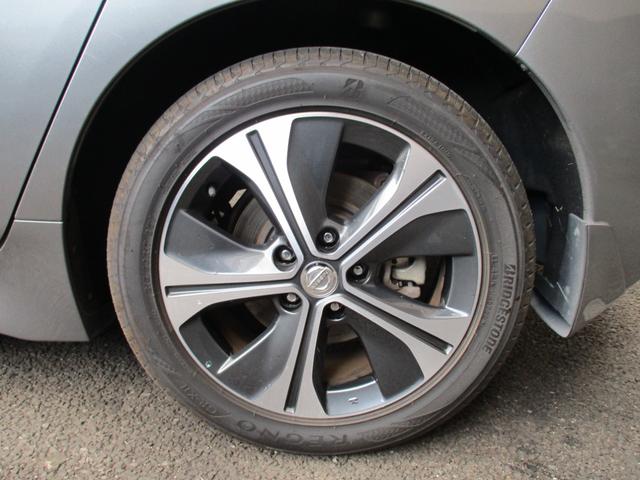 リーフ G ワンオーナー 禁煙車 BOSEサウンドシステム 純正ナビ 全方位カメラ Bカメラ BT フルセグ プロパイロット シートヒーター クリアランスソナー 衝突軽減ブレーキ ステアリングヒーター ETC(41枚目)