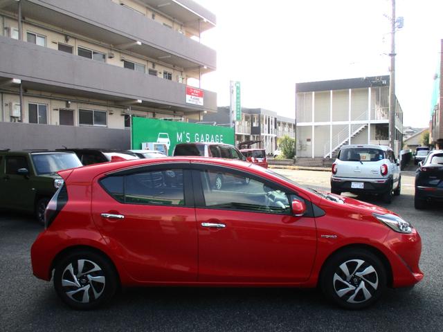 アクア Ｓスタイルブラック　ワンオーナー　禁煙車　全方位カメラ　純正ナビ　ワンセグ　Ｂｌｕｅｔｏｏｔｈ　バックカメラ　ステアリングリモコン　クリアランスソナ　パーキングサポートブレーキ　ＥＴＣ　ドラレコ　オートライト　スペアキー（46枚目）