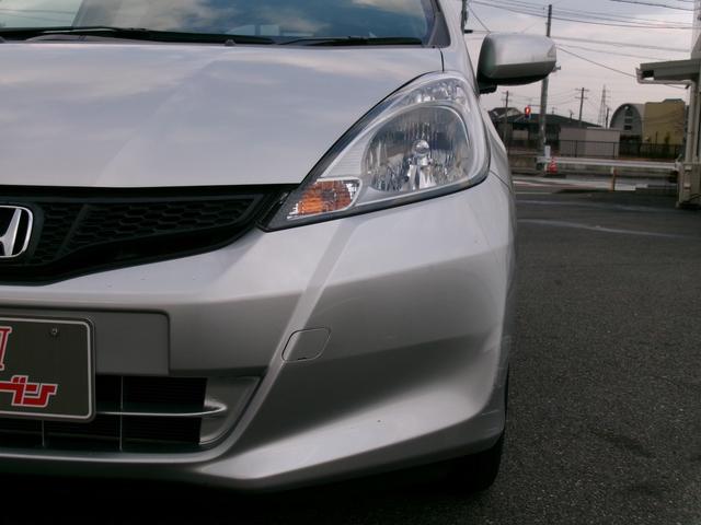 フィット Ｇスマートセレクション　ワンオーナー　禁煙車　純正ナビ　ワンセグＴＶ　ＵＳＢ　ＡＣ　ＥＴＣ　ＨＩＤライト（35枚目）