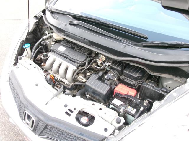 フィット Ｇスマートセレクション　ワンオーナー　禁煙車　純正ナビ　ワンセグＴＶ　ＵＳＢ　ＡＣ　ＥＴＣ　ＨＩＤライト（47枚目）