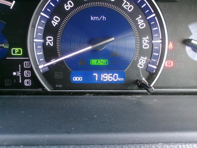 エスクァイア ハイブリッドＧｉプレミアムパッケジブラックテーラード　禁煙車　ワンオーナー　両側ＰＳＤ　純正ナビ　フルセグ　ＢＴ　ＥＴＣ　ＬＥＤヘッドライト　フォグランプ　オートハイビーム　シートヒーター　ステアリングヒーター　衝突軽減ブレーキ　クリアランスソナー（13枚目）