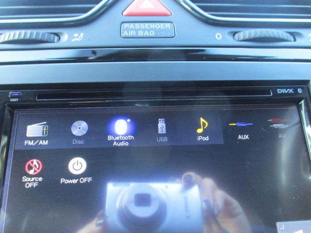 シロッコ Ｒ　禁煙車　本革シート　ディスプレイオーディオ　ＡｐｐｌｅＣａｒＰｌａｙ　バックカメラ　クルーズコントロール　クリアランスソナー　シートヒーター　Ｂｌｕｅｔｏｏｔｈ　ＥＴＣ　ドラレコ　純正ＡＷ１８インチ（12枚目）