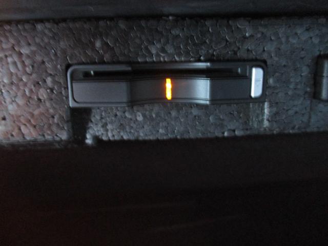 シロッコ Ｒ　禁煙車　本革シート　ディスプレイオーディオ　ＡｐｐｌｅＣａｒＰｌａｙ　バックカメラ　クルーズコントロール　クリアランスソナー　シートヒーター　Ｂｌｕｅｔｏｏｔｈ　ＥＴＣ　ドラレコ　純正ＡＷ１８インチ（33枚目）