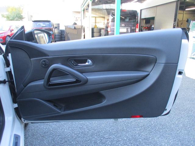 シロッコ Ｒ　禁煙車　本革シート　ディスプレイオーディオ　ＡｐｐｌｅＣａｒＰｌａｙ　バックカメラ　クルーズコントロール　クリアランスソナー　シートヒーター　Ｂｌｕｅｔｏｏｔｈ　ＥＴＣ　ドラレコ　純正ＡＷ１８インチ（42枚目）