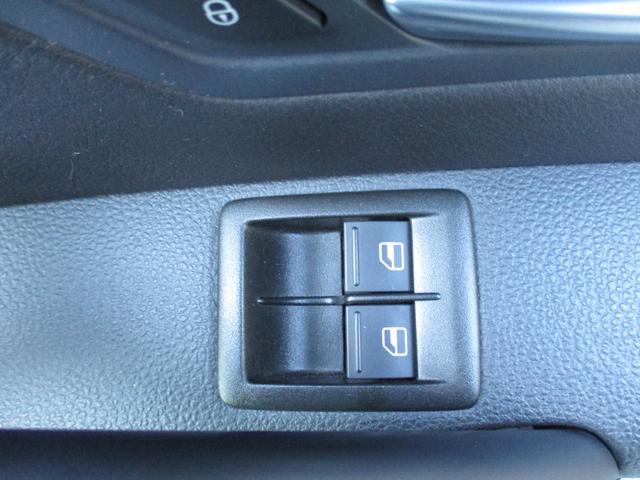 シロッコ Ｒ　禁煙車　本革シート　ディスプレイオーディオ　ＡｐｐｌｅＣａｒＰｌａｙ　バックカメラ　クルーズコントロール　クリアランスソナー　シートヒーター　Ｂｌｕｅｔｏｏｔｈ　ＥＴＣ　ドラレコ　純正ＡＷ１８インチ（45枚目）