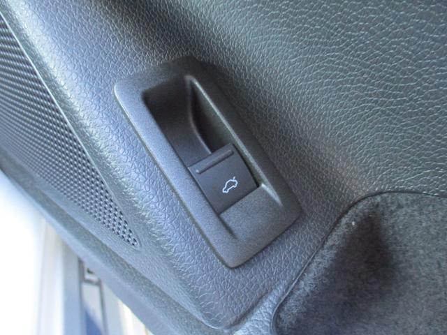 シロッコ Ｒ　禁煙車　本革シート　ディスプレイオーディオ　ＡｐｐｌｅＣａｒＰｌａｙ　バックカメラ　クルーズコントロール　クリアランスソナー　シートヒーター　Ｂｌｕｅｔｏｏｔｈ　ＥＴＣ　ドラレコ　純正ＡＷ１８インチ（46枚目）