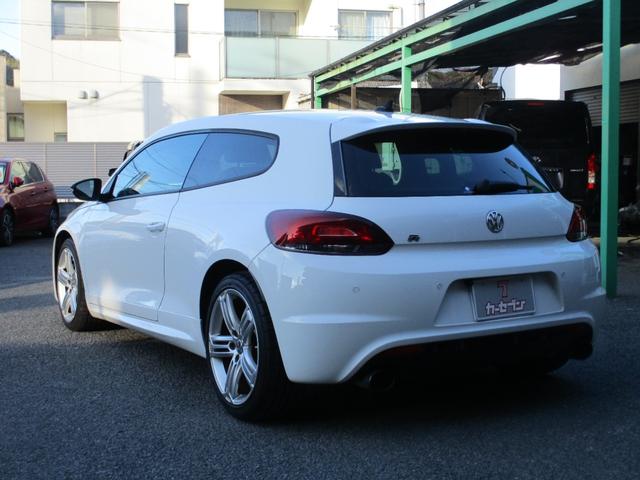 シロッコ Ｒ　禁煙車　本革シート　ディスプレイオーディオ　ＡｐｐｌｅＣａｒＰｌａｙ　バックカメラ　クルーズコントロール　クリアランスソナー　シートヒーター　Ｂｌｕｅｔｏｏｔｈ　ＥＴＣ　ドラレコ　純正ＡＷ１８インチ（63枚目）