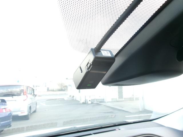 アクア Ｇ　ワンオーナー　禁煙車　純正ナビ　ＢＴ　ＣＤ　ＤＶＤ　フルセグ　クルーズコントロール　オートライト　ドラレコ　Ｂカメラ　車線逸脱警報　衝突軽減ブレーキ　１５インチアルミ（19枚目）